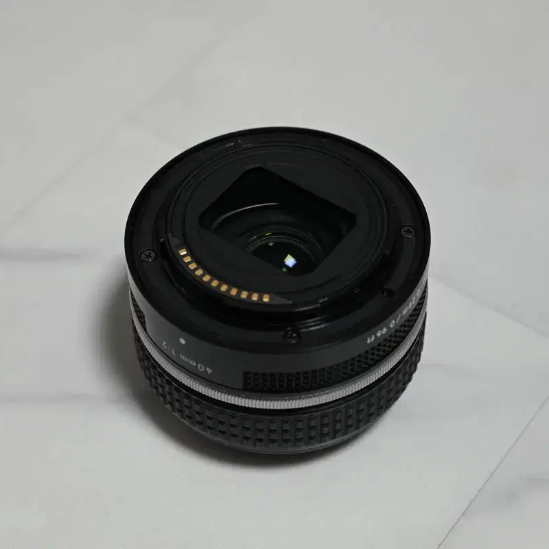 니콘 z 40mm f2 SE 번들렌즈