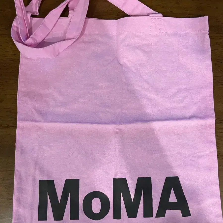 모마 moma 에코백