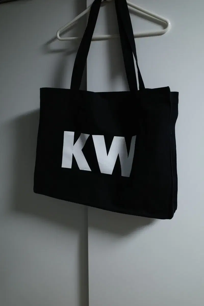 KW Tote bag