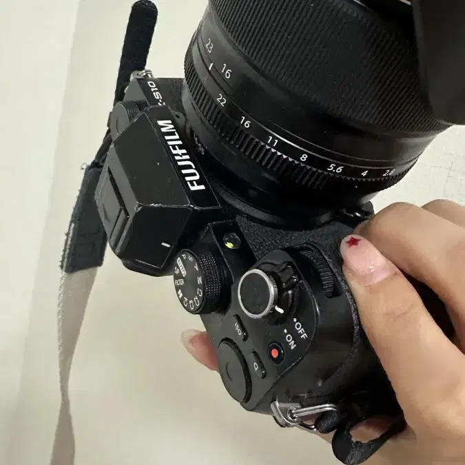 FUJIFILM X-s 10 바디 팝니다