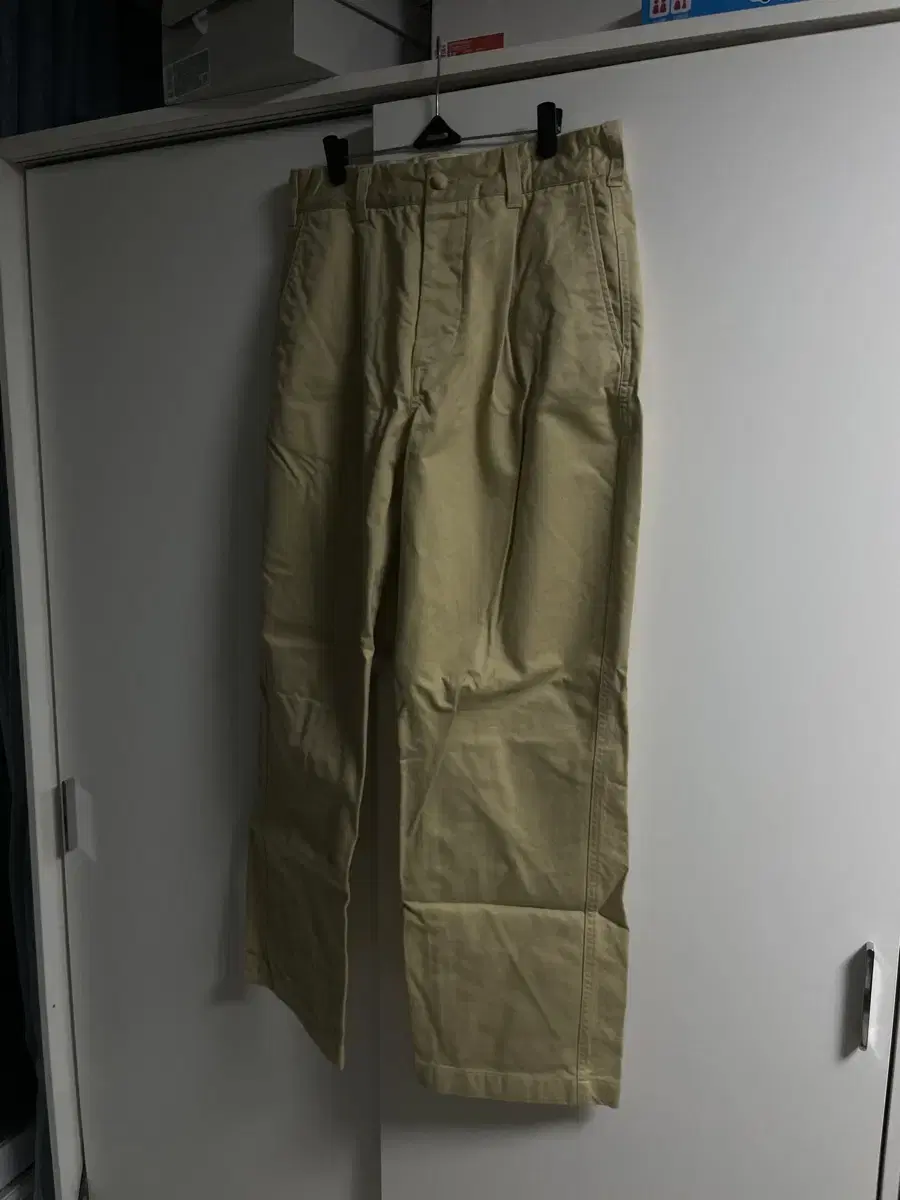 Plastic product Cotton pants