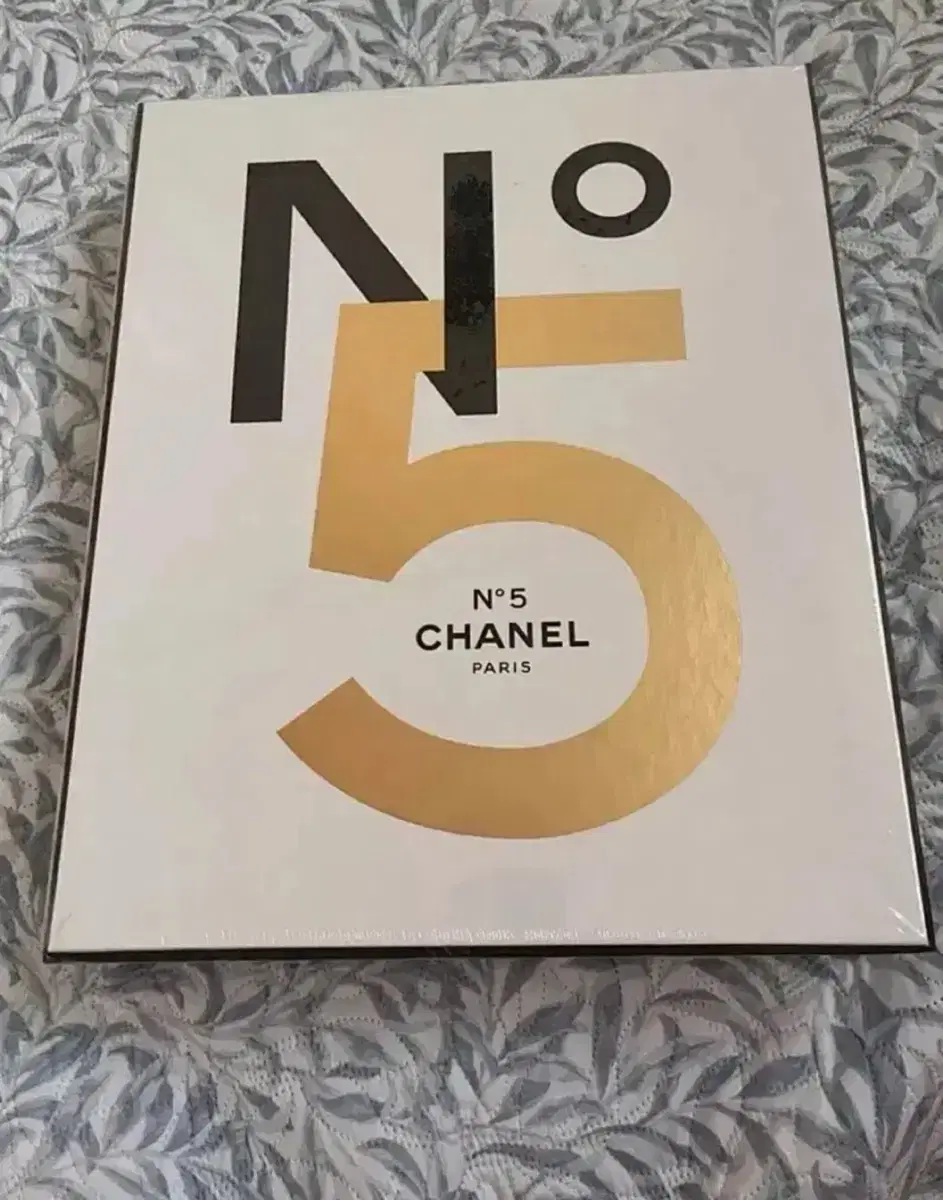 미개봉) 샤넬 넘버5 북 No.5 Book 인테리어 소품