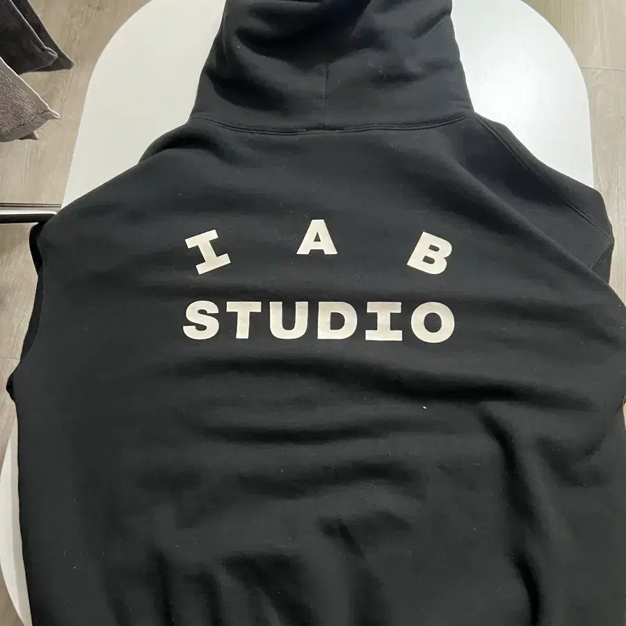 대전 IAB STUDIO L (아이앱스튜디오 후드티) 판매합니다