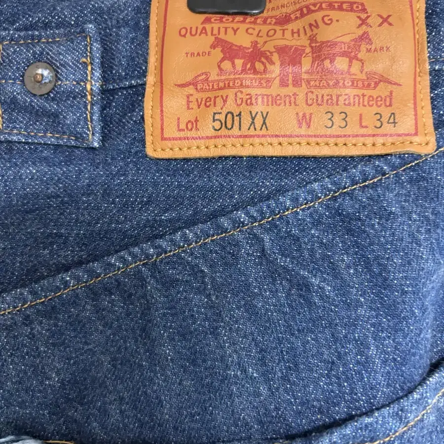 W33 levi's vintage clothing 501xx 1890