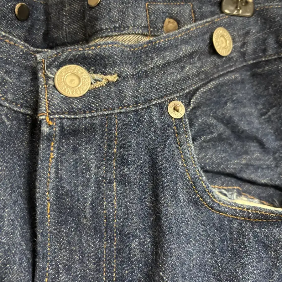 W33 levi's vintage clothing 501xx 1890