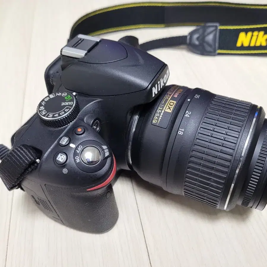 A급 니콘 DSLR 카메라 D3200 과 18-55 렌즈 세트