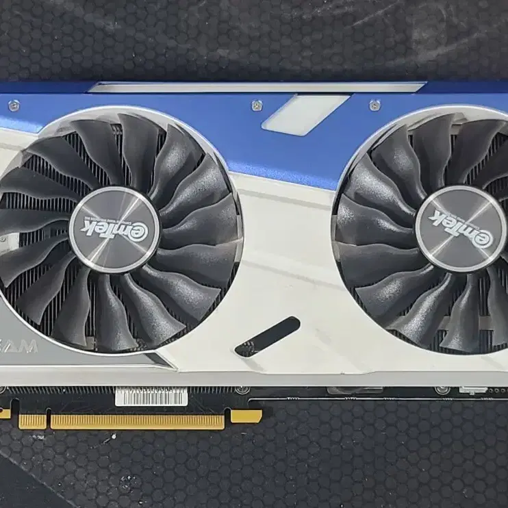 이엠텍 GTX1080 8g  제트스트림 그래픽카드 화이트 싸게 팝니다