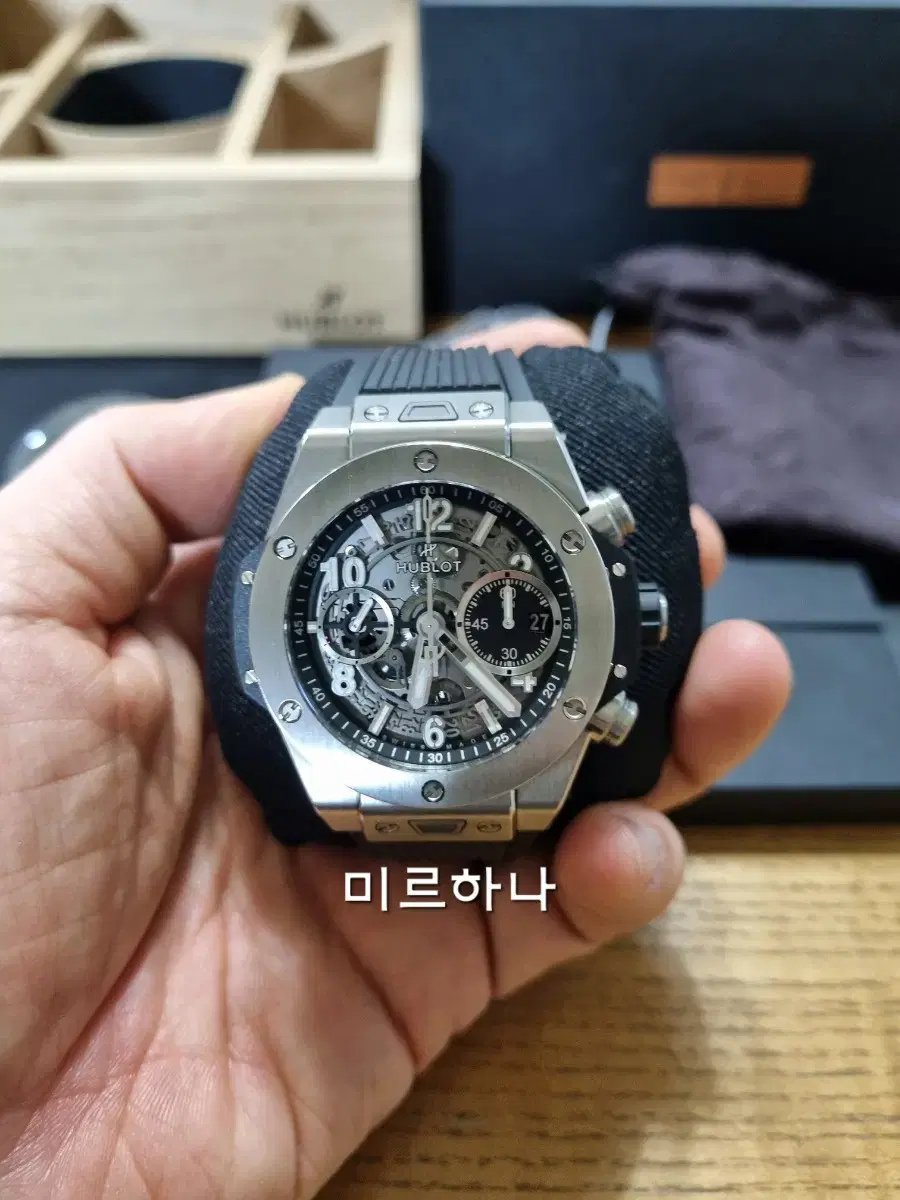 위블로 빅뱅 유니코 티타늄 42mm(국내 24년6월)