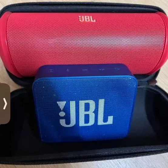 JBL 블루투스 스피커 2개 12만원에 드립니다.