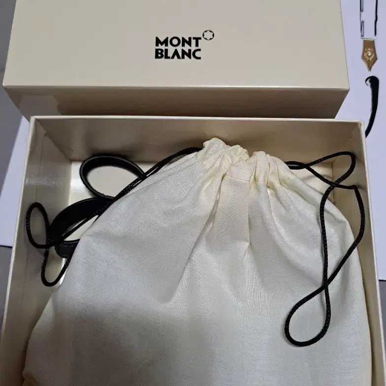 독일 명품 MONTBLANC 몽블랑 골드 리버서블 가죽 벨트