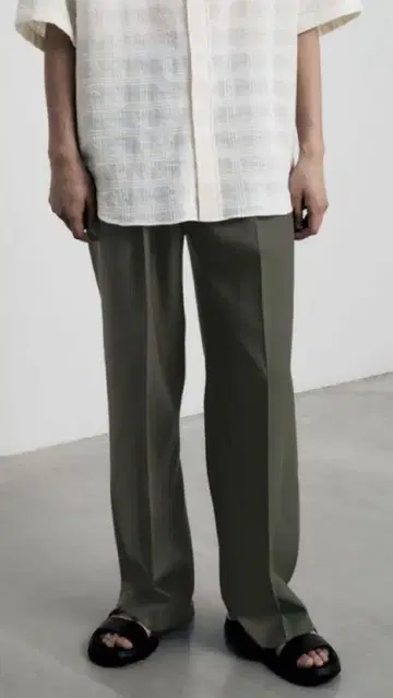 [LIDNM]리돔 VISCOSE STRAIGHT SLACKS
