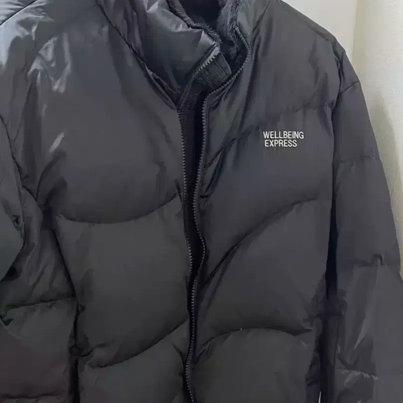 웰빙익스프레스 Wave Down Jacket Black