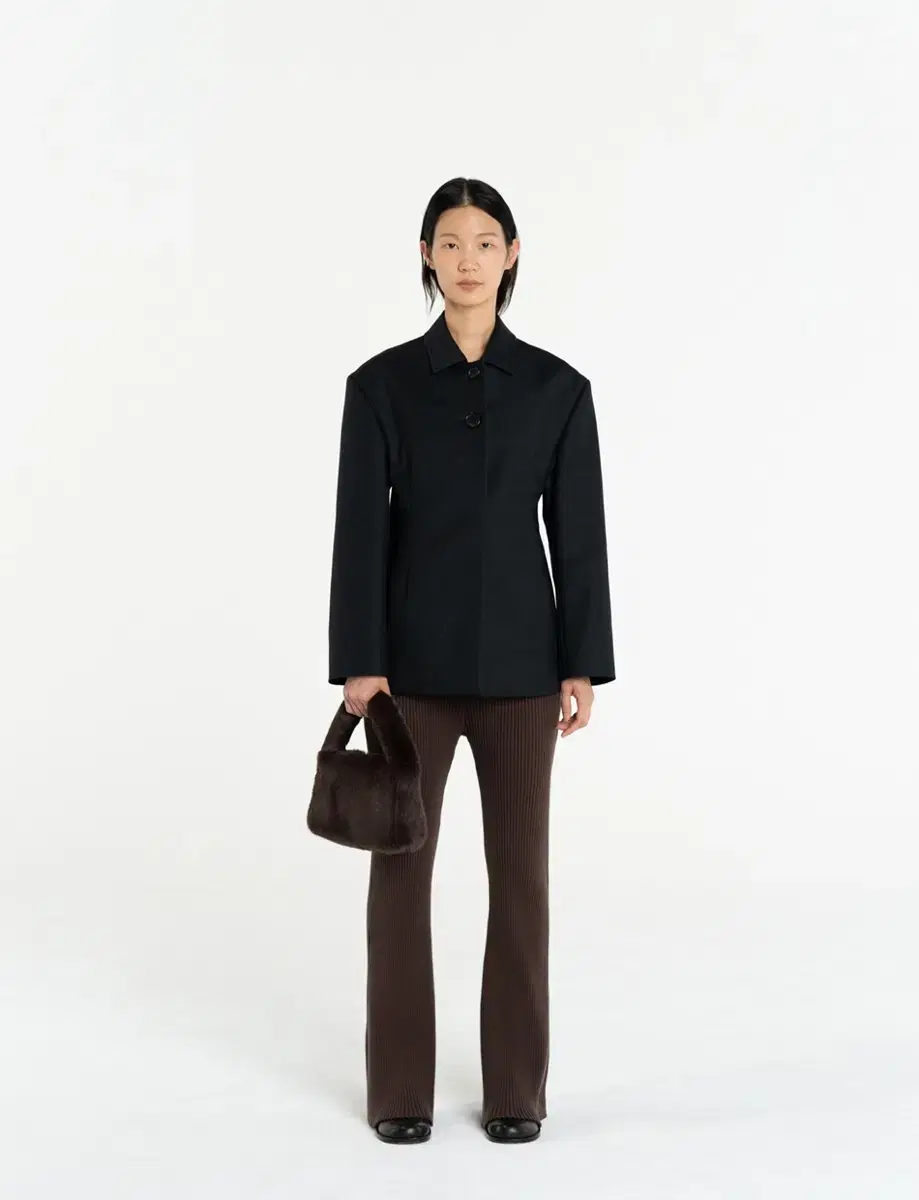 AMOMENTO SQUARED SHOULDER TWILL JACKET