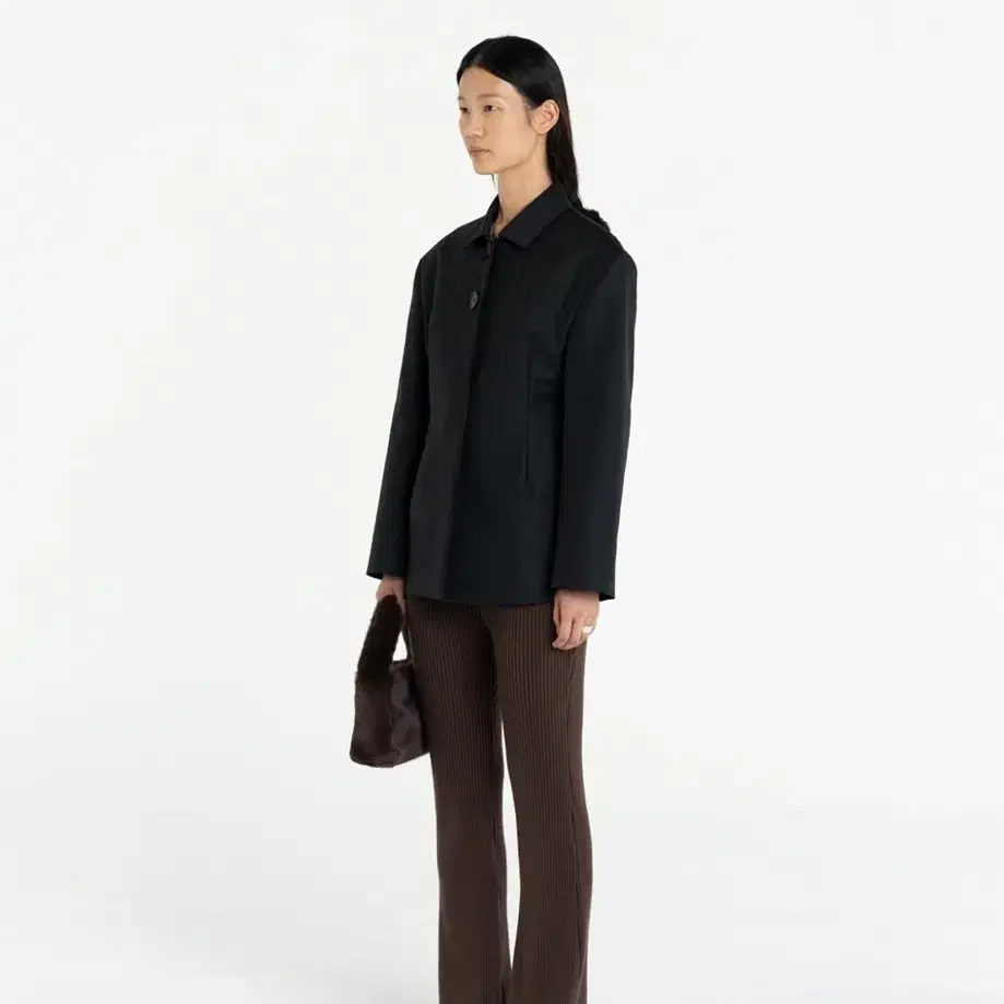 AMOMENTO SQUARED SHOULDER TWILL JACKET