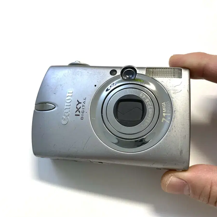 캐논 익서스 IXUS 700 (IXY 600) 디지털 카메라