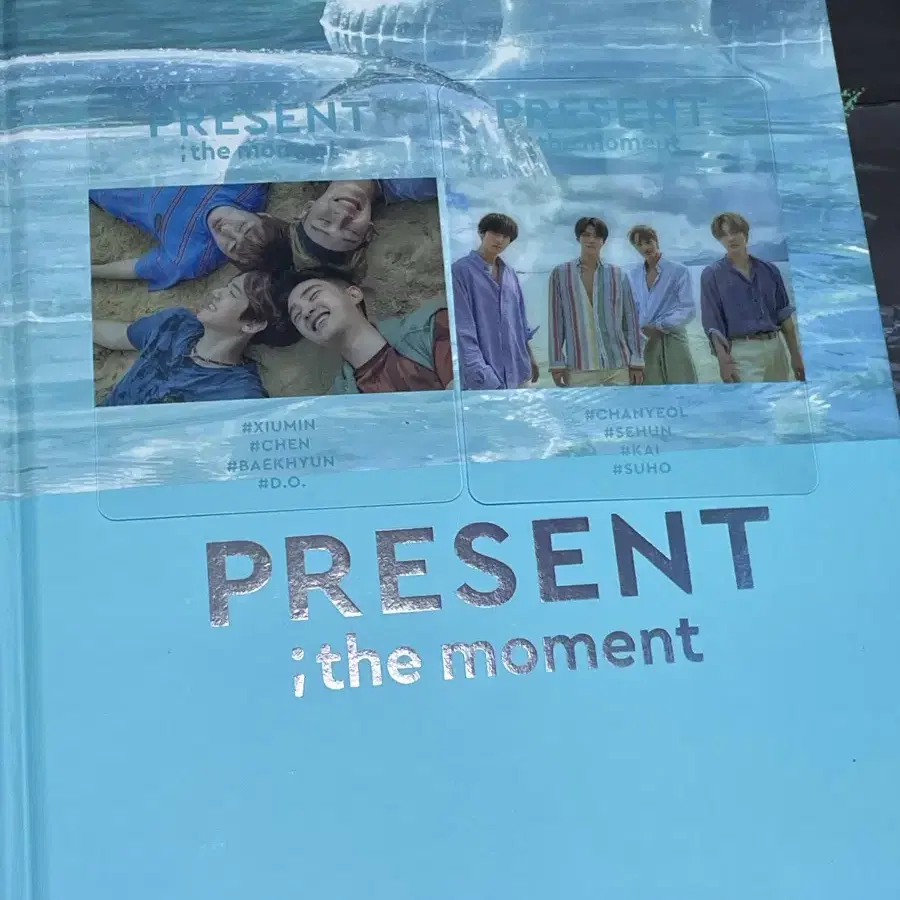 엑소 화보집 포토북 present;the moment