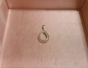 유럽제 빈티지 목걸이 참 레트로 벼룩시장 실버