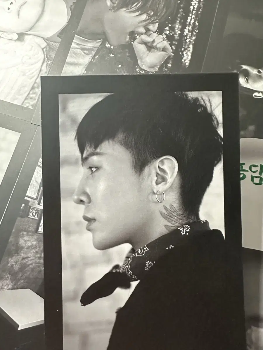 빅뱅 bigbang10 the exhibition A to Z 팜플렛