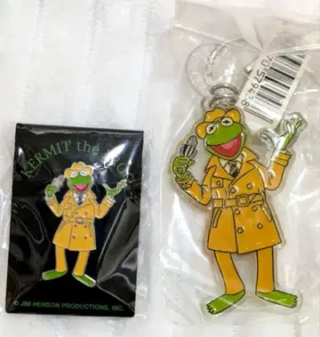 KERMIT THE FROG 트렌치코트 핀배치 & 키링