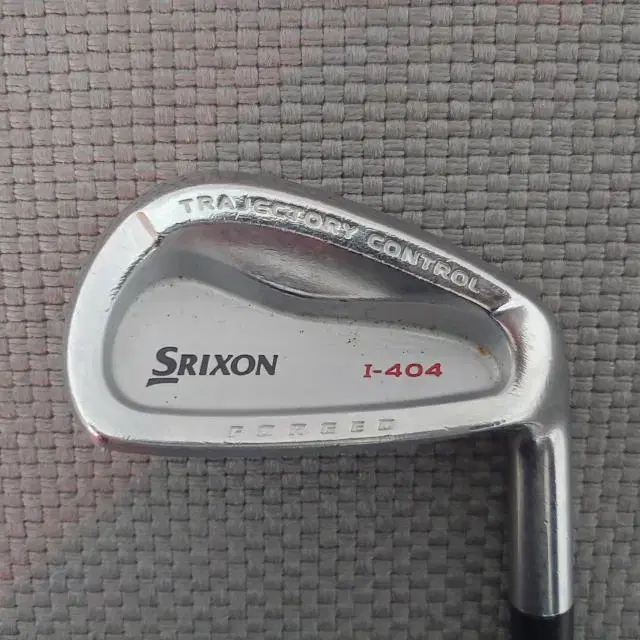 스릭슨 SRIXON I-404 9번 아이언DG S200샤프트 녹