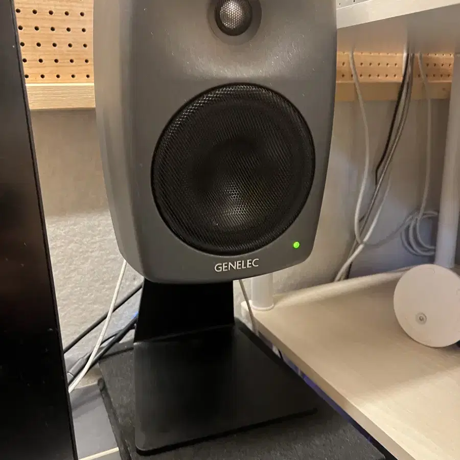 제네렉 정품 스탠드 genelec 8000-333