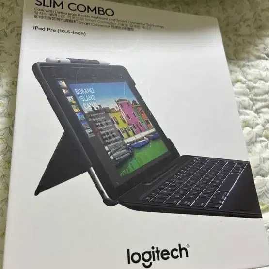 로지텍 슬림 콤보 Logitech Slim Combo 아이패드 10.5