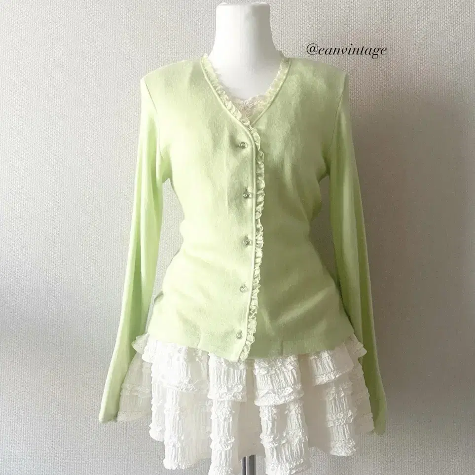 gallery visconti apple-green cardigan