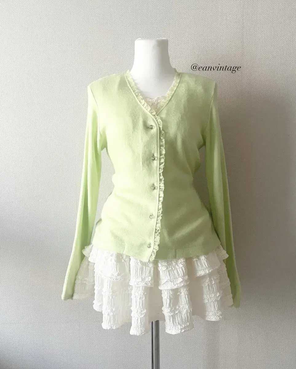 gallery visconti apple-green cardigan