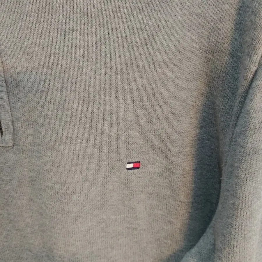 Tommy Hilfiger  타미힐피거  니트 반쟈크목티  L