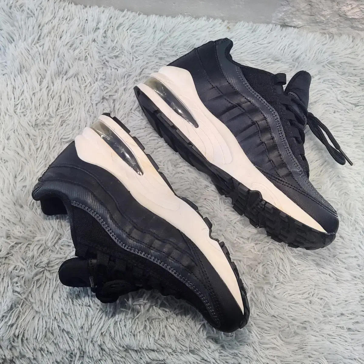 6z-13:Nike Air Max 95(235)