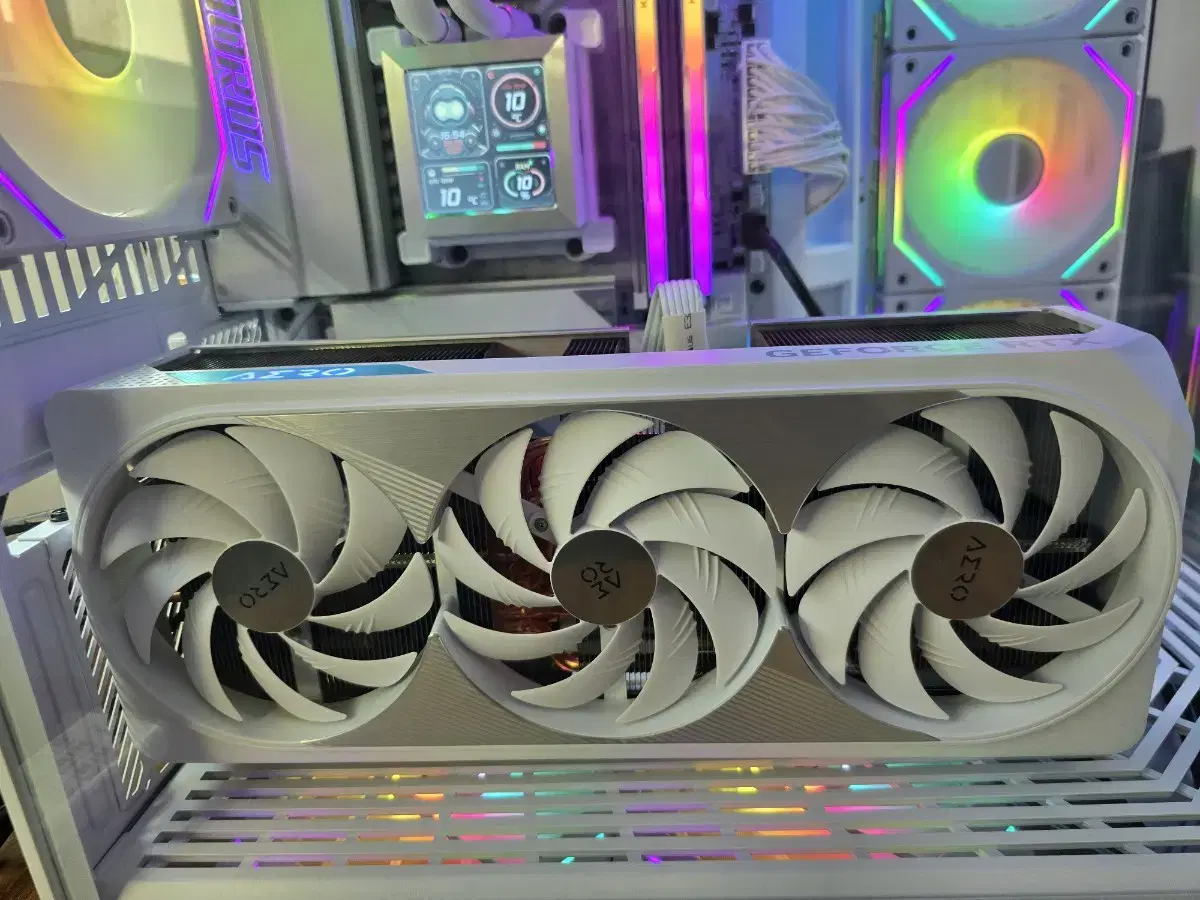 기가바이트 rtx4080super 에어로 그래픽카드 판매합니다