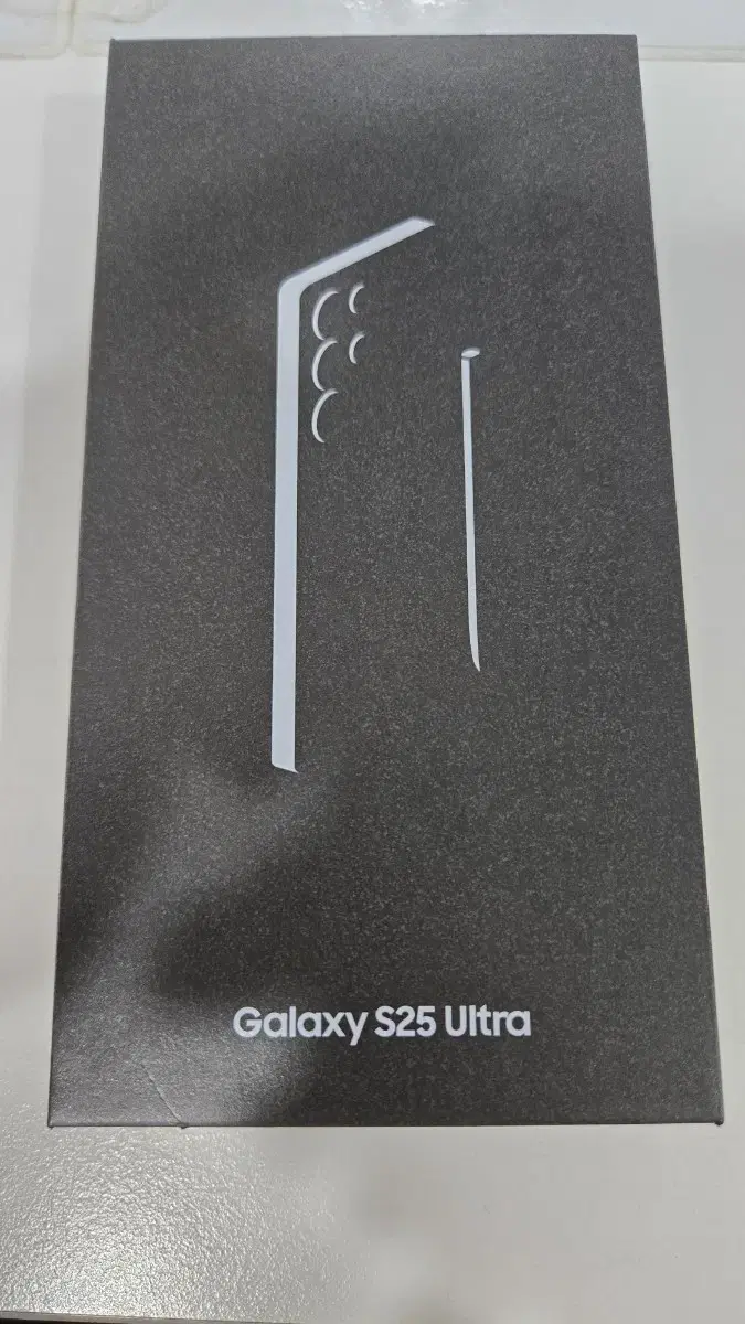 Galaxy S25 Ultra 512GB Gray sealed Self-sufficiency system for sale.