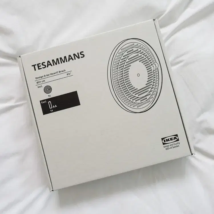 이케아 TESAMMANS 테삼만스 벽시계