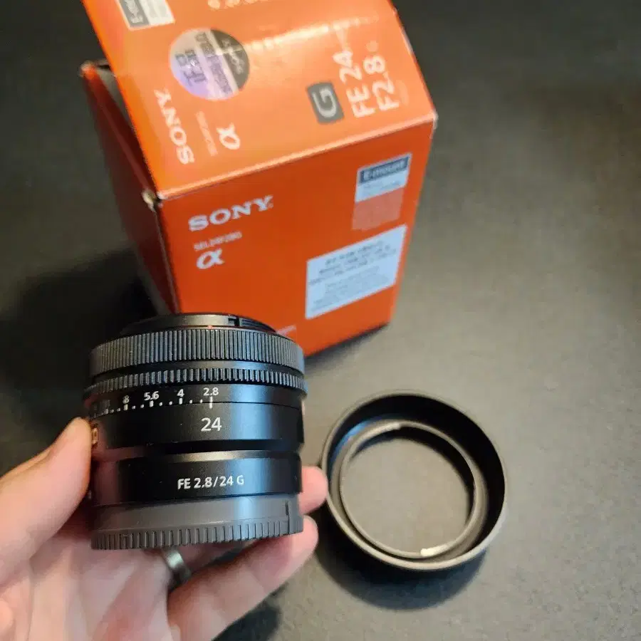 소니 24mm 2.8 24g 렌즈