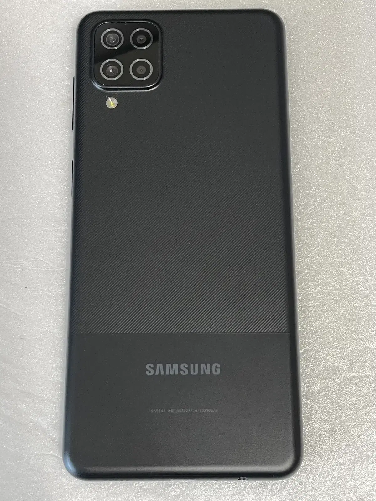 19843 Galaxy A12 A125 32GB Black A-Grade No Ghosting Normal Air