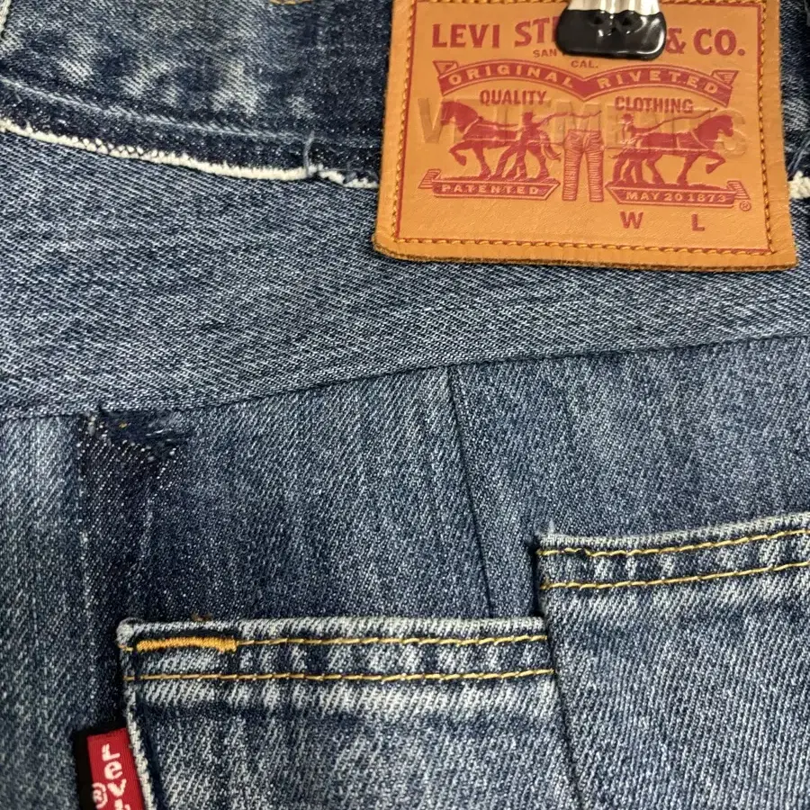 Vetements levi's 청바지