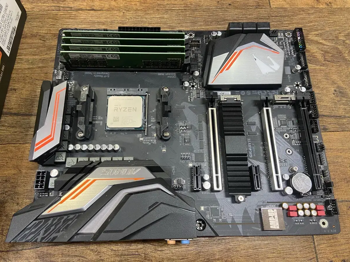 AMD 라이젠7 5800X, 기가바이트 X470 Aorus 울트라 게이밍