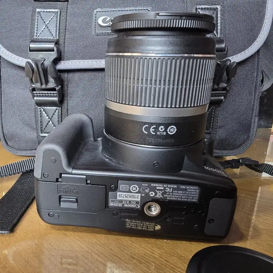 상태좋은 캐논 EOS 1000D 디지탈카메라