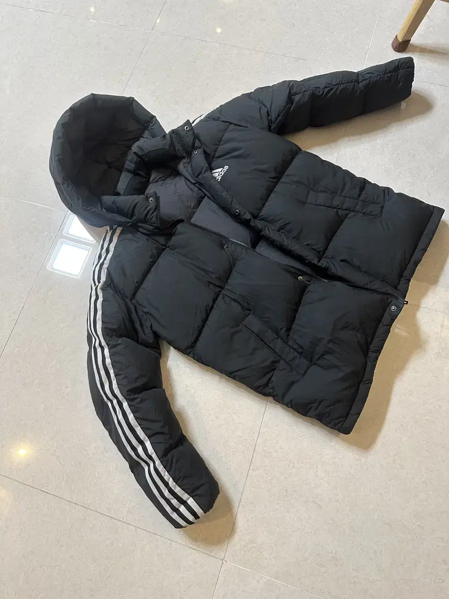 Atta dasori down jacket