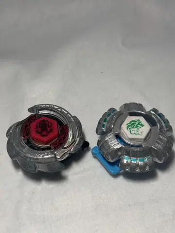 메탈 파이트 베이블레이드 BB-08 레오네 105F 볼프 D125B