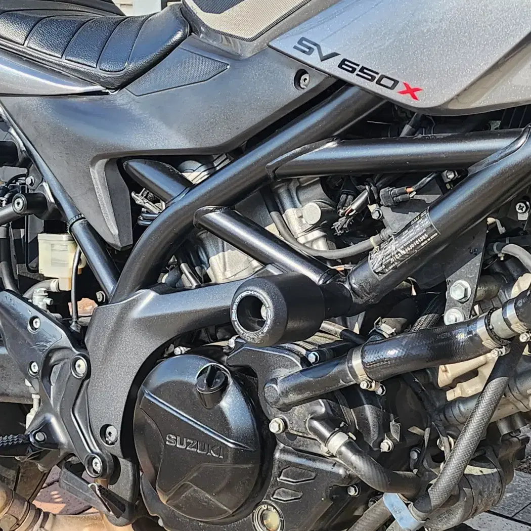 2018년식 스즈끼 SV650X 2채널블랙박스 관리잘된 바이크 판매합니다