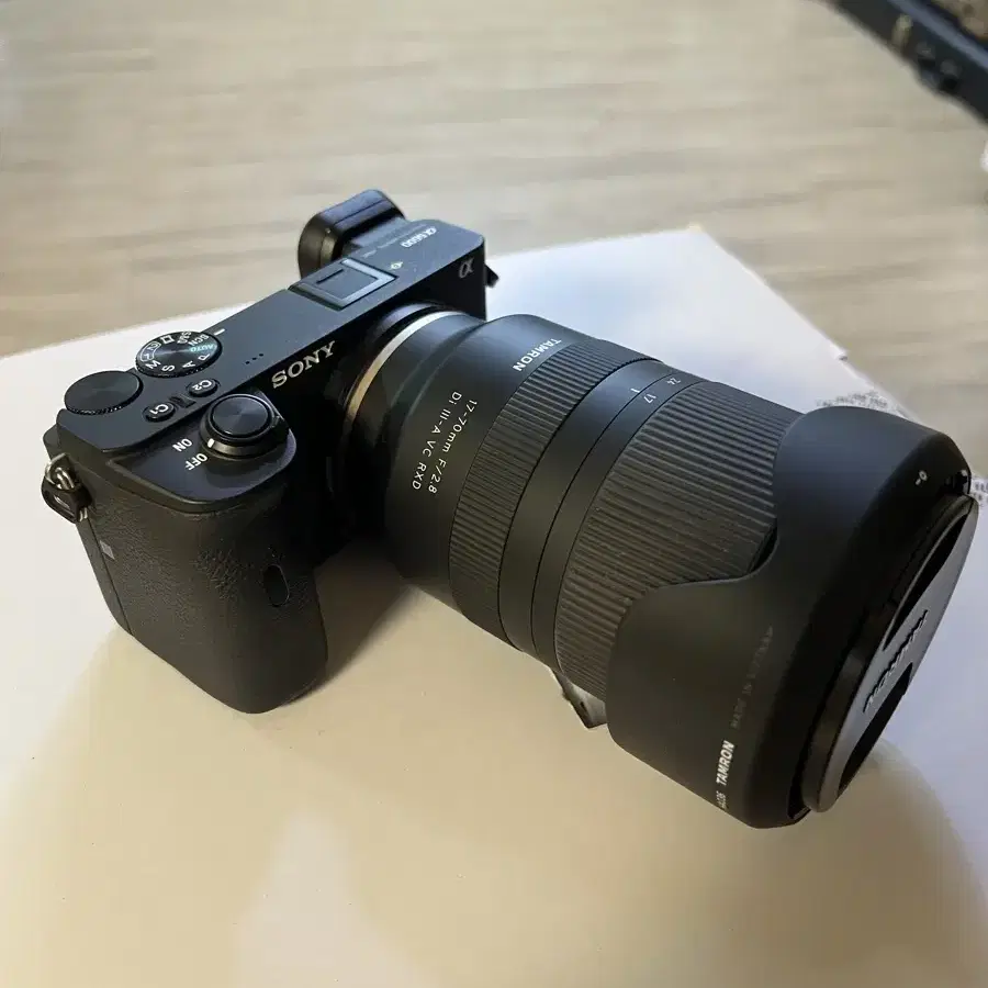 Sony 소니 A6600 / 탐론 1770 같이 판매합니다