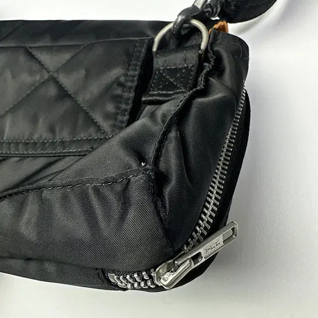 PORTER TANKER SHOULDER BAG 포터 탱커 숄더백