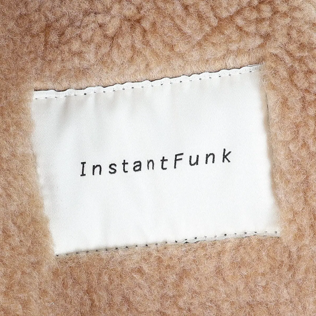 인스턴트펑크 INSTANTFUNK 무스탕 0