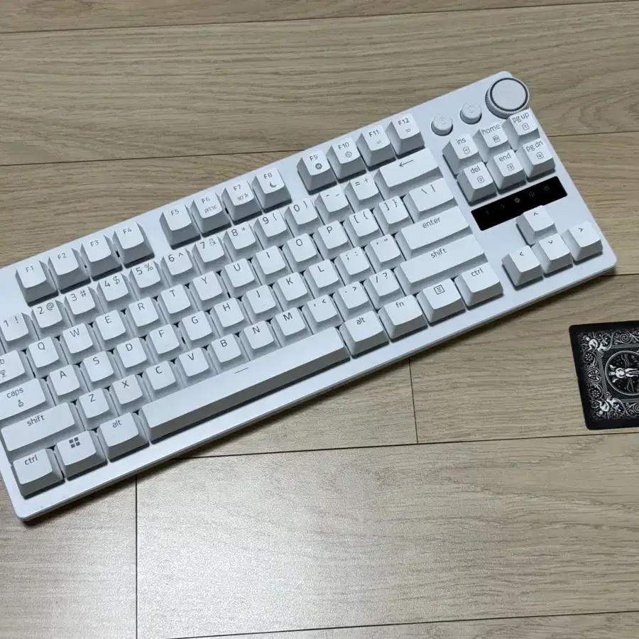 레이저 헌츠맨 v3 pro tkl