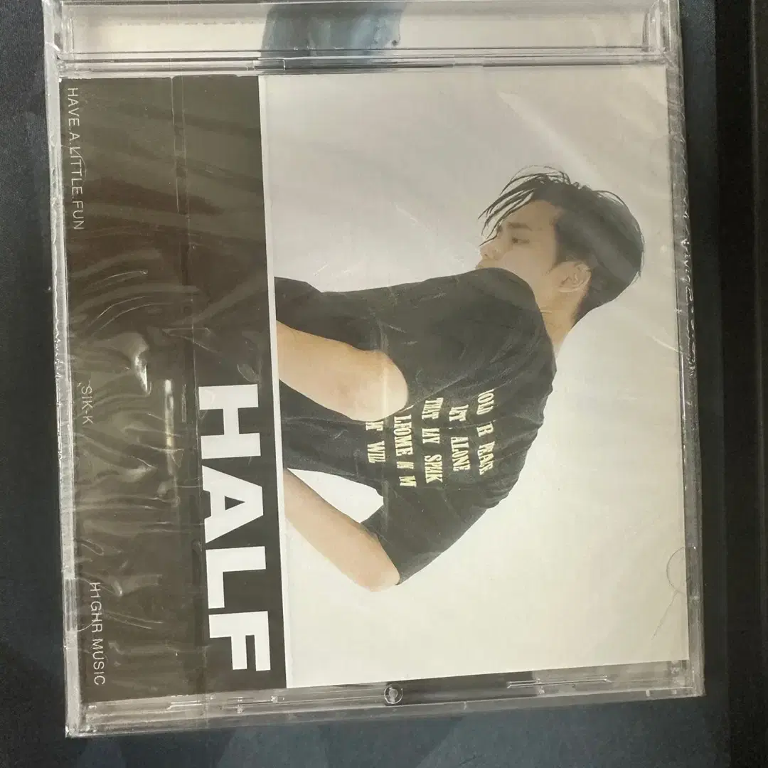 식케이 H.A.L.F (Have A Little Fun) half 미개봉