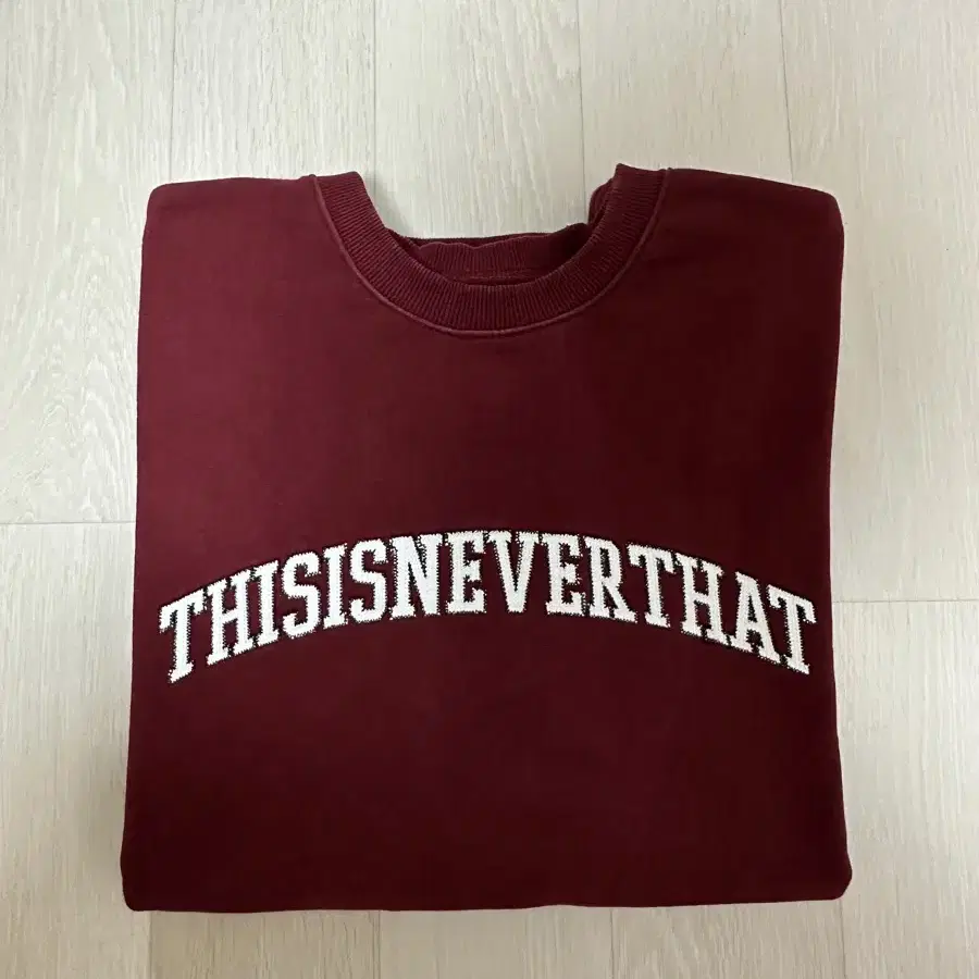 디스이즈네버댓 ARC-Logo Crewneck Burgundy m사이즈