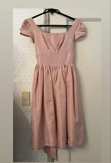 CEST LAVIE by MILANE TOMODA 드레스