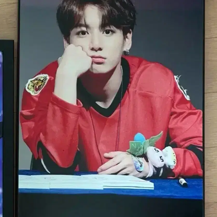 방탄 지민 / 정국 A3 액자 판매