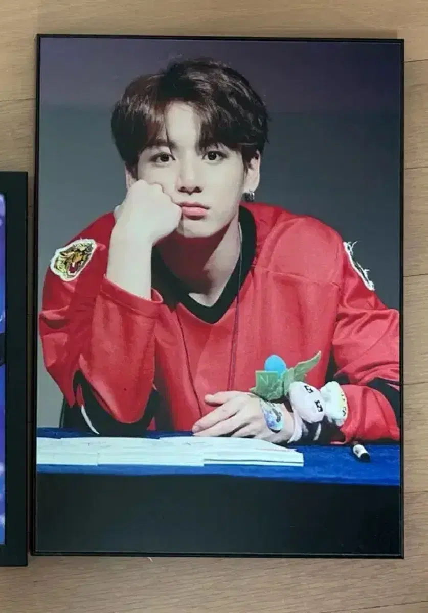 방탄 지민 / 정국 A3 액자 판매